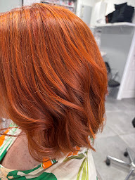 Photo n°14 de MC Coiffure à Carcès (Salon de coiffure)