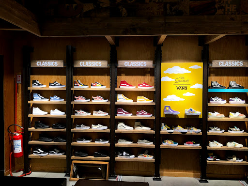 VANS Store Marcianise