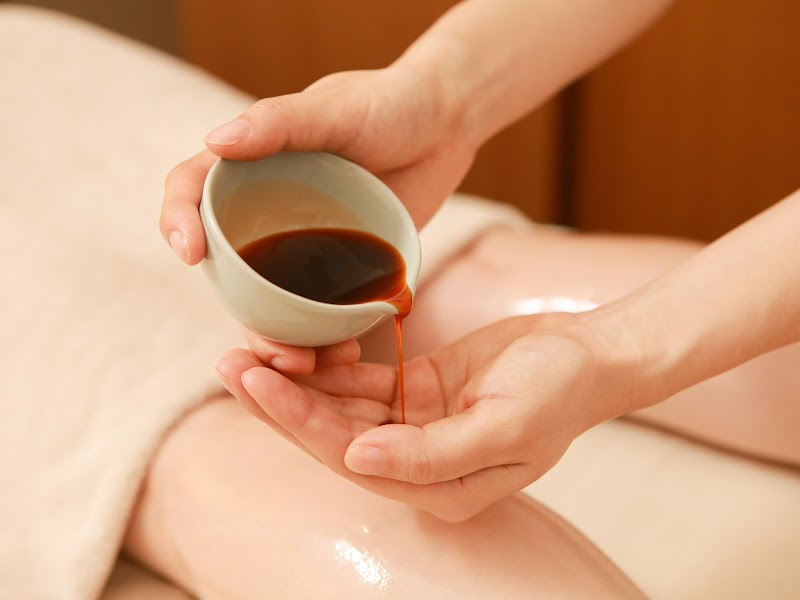 Bee Herb アーユルヴェーダリンパマッサージ&ヘッドスパ ビーハーブ,