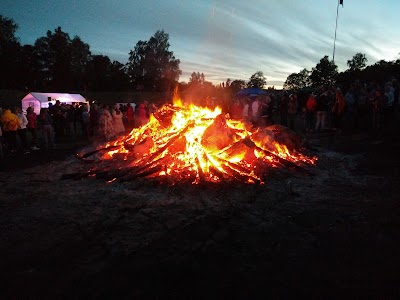Photos of Kaarma maalinn