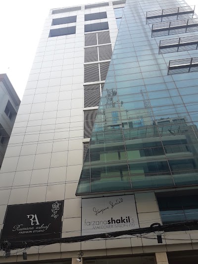 Photos of Farzana Shakil&rsquo;s Makeover Salon