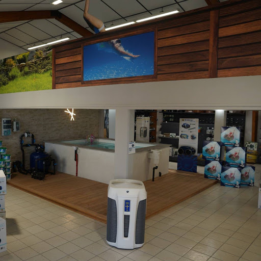 Photo de Piscines Desjoyaux à Creissels (12100)