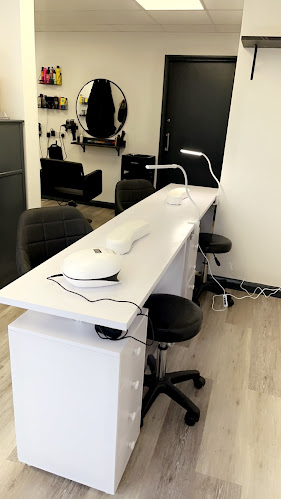 Kutz Salon Open Times
