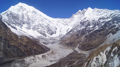 Photos of Langtang Lirung