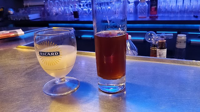 Le Carenbar