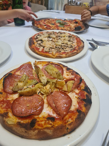 La Botte Pizza Pascoe Vale Gallery - Australia