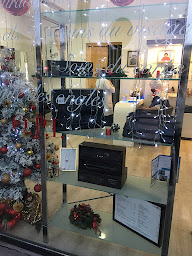 Photo n°9 de Mod's Hair à Le Raincy (Salon de coiffure)