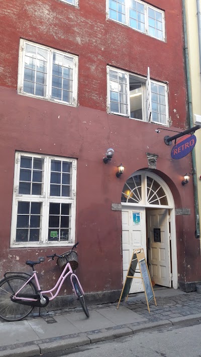 Photos of Caf&eacute; Retro