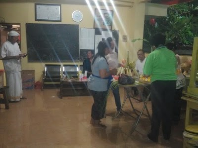Photos of Pura Sono Panca Giri Surabaya