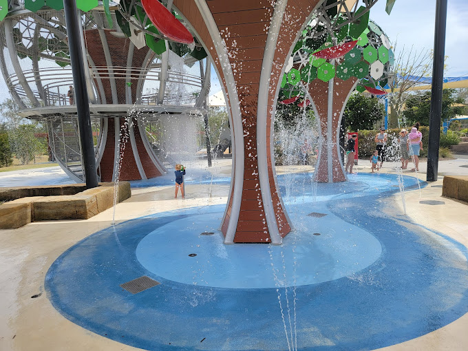 Flagstone Water Play Park - Peet