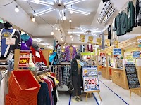 ドンドンダウンオンウェンズデイ 横手店