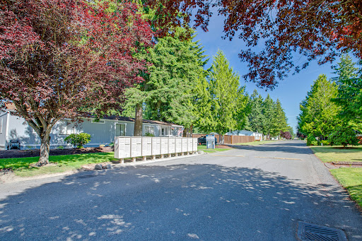Crystal Pointe Estates - Visual
