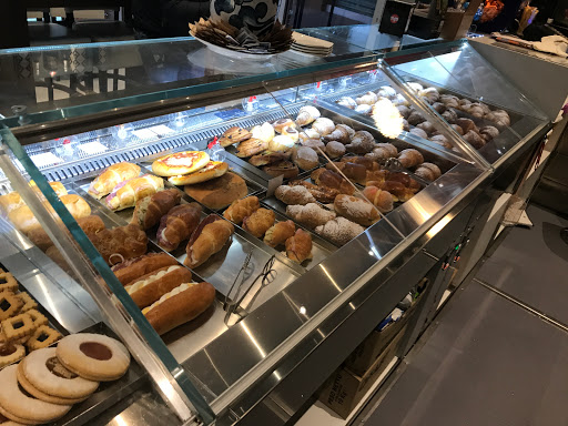 Corner Kafé - Visual