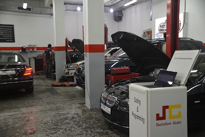 Photos of Solution Gate Garage