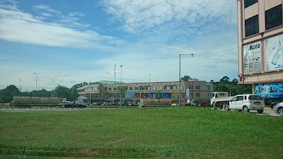 Photos of Soon Lee Megamart and GR&Acirc;ND