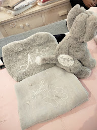 Photo n°4 de POUPY BRODERY à Beaulieu-sur-Mer (Magasin)