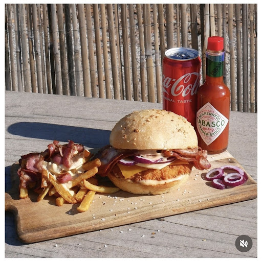Photo 3 - Pasta and Burger