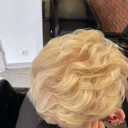 Photo n°15 de L'Ostrali Coiffure à Meulan-en-Yvelines (Barbier)