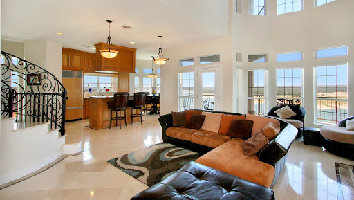 O REALTY - Visual