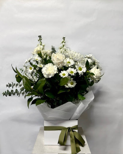 Myrtleford & Bright L'Amour Florist - Thumbnail