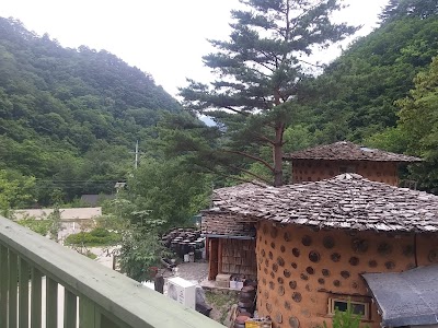 Photos of 미산너와집