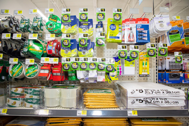 Dollar General by null