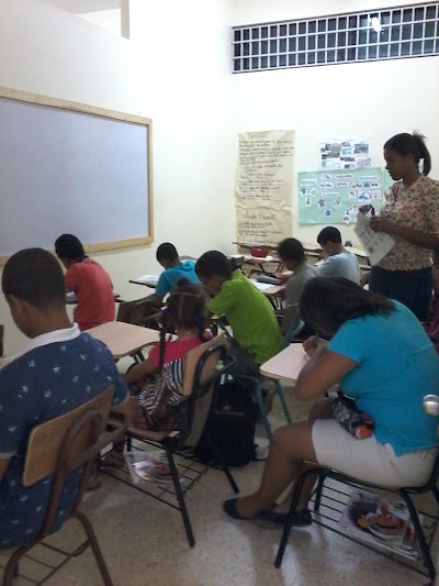 Photos of Universidad Aut&oacute;noma de Santo Domingo, language school