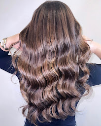 Photo n°17 de Sévil coiffure & esthétique Bio et Sans ammoniaque (épilation définitive) à Blagnac (Institut de beauté)