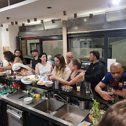 Photo n°24 de Stop bar Restaurant traditionnel à Saint-Denis (Bar avec musique live)