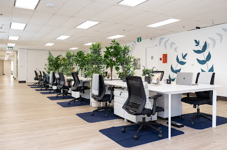 Workhaus Coworking & Office Space 2 Sheppard Ave E 20th Floor, North York, ON M2N 7E7, Canada