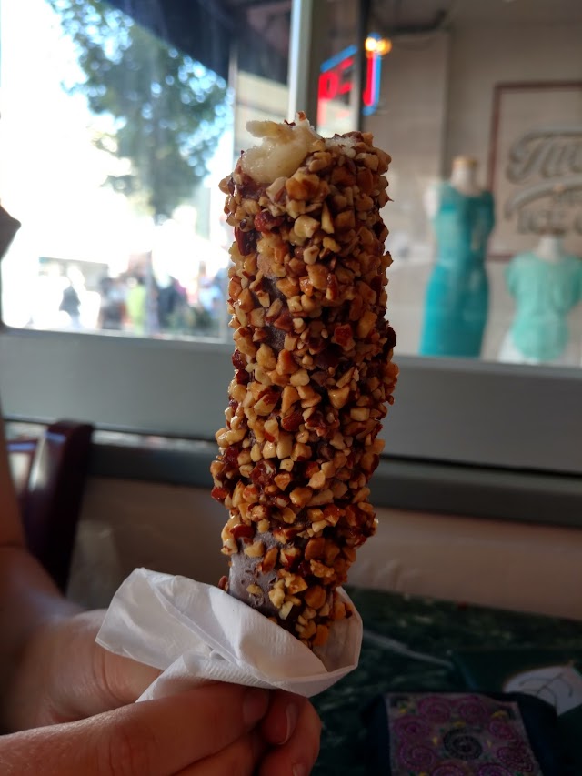 Tucker's Super Creamed Ice Cream