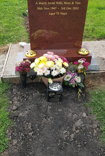 Howe Bridge Crematorium Logo