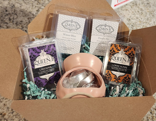 Queen B Naturals LLC - Thumbnail