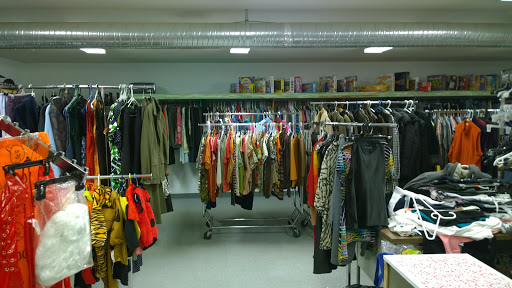 Riddle Used Store - Visual