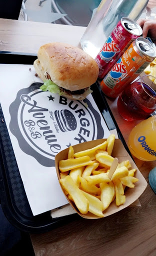Photo 5 - Burger Avenue