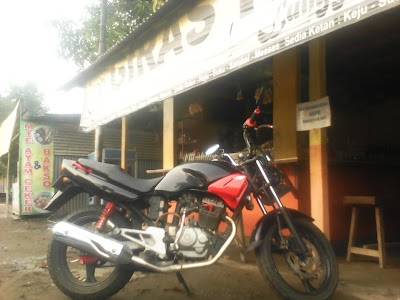 Photos of Giras Koboi27