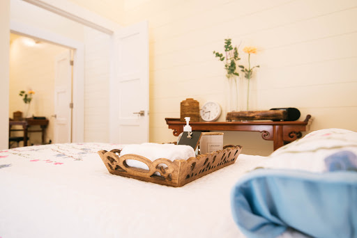 Vale Massage - Visual