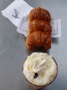Faricci HELADOS & CAFE, Author: Marcela Repetto