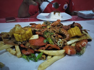 Photos of Omah WK