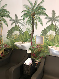 Photo n°4 de Peigne et Ciseaux à Nantes (Salon de coiffure)