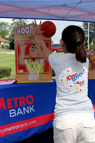 Photos of Metro Bank