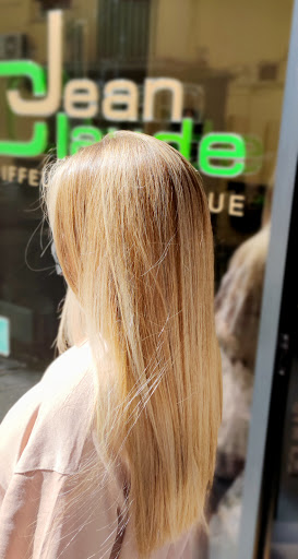 Jean Claude Paris- Coiffeur by Aveda - Thumbnail