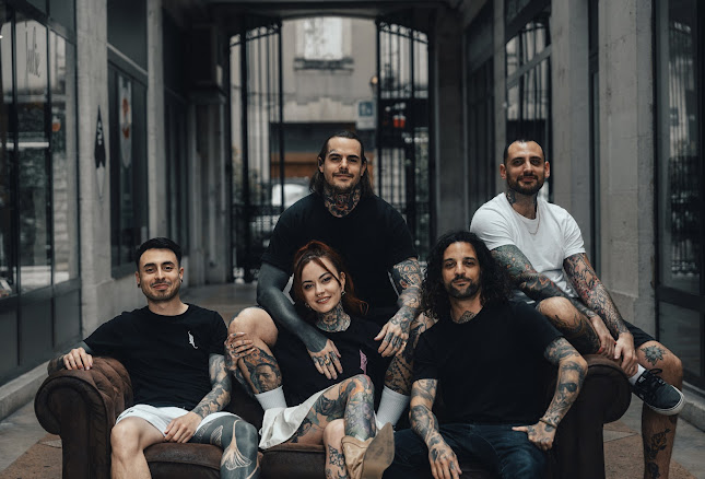 Les Vauriens Tatouage / Piercing