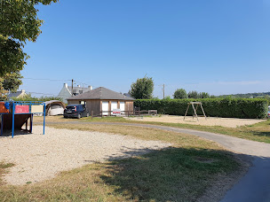 Photo n°16 de Camping Municipal Les Cours à Saint-Suliac (Terrain de camping)