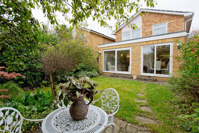 Reviews of Property Divas Estate Agents in Hampstead in London - Real estate agency
