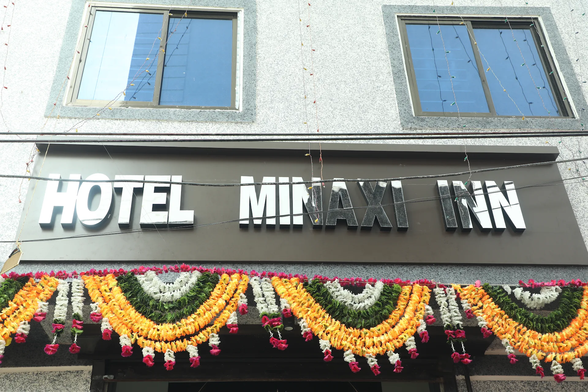 Hotel Minaxi Inn