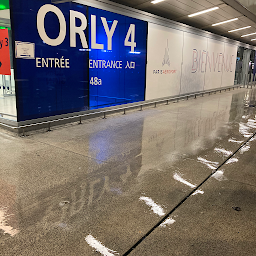 Photo n°19 de Chauffeur des Sacres [ VTC - Chauffeurs privés Reims - Mise à disposition - Sur réservation ] à Reims (Service de taxi)