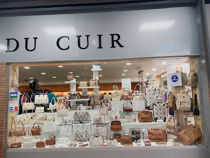 Photo n°3 de L' Art du Cuir à Massy (Magasin de maroquinerie)