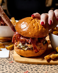 Photo n°22 de ROOMIES BONNE NOUVELLE - Burger Paris à Paris (Restaurant)