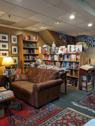 Landmark Booksellers | Franklin, Tennessee